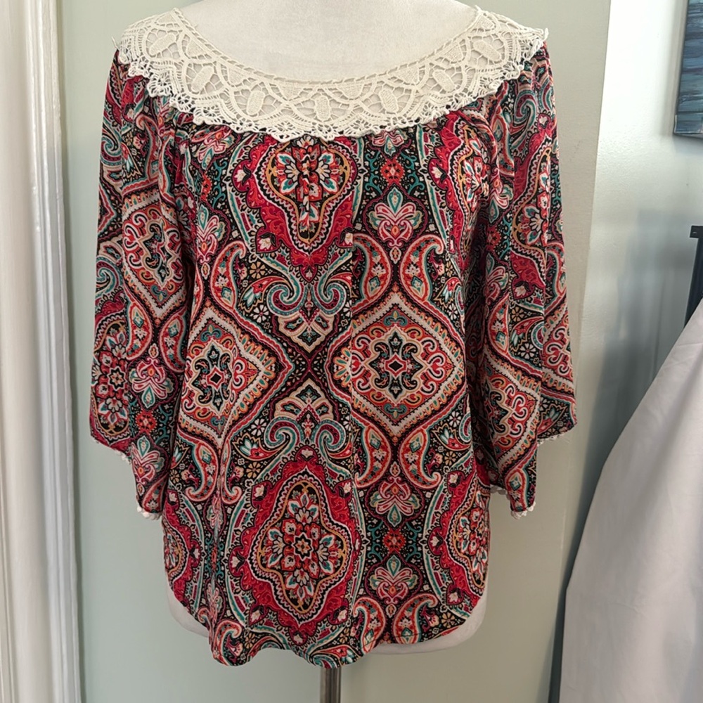 Eyeshadow’s Paisley half sleeve blouse